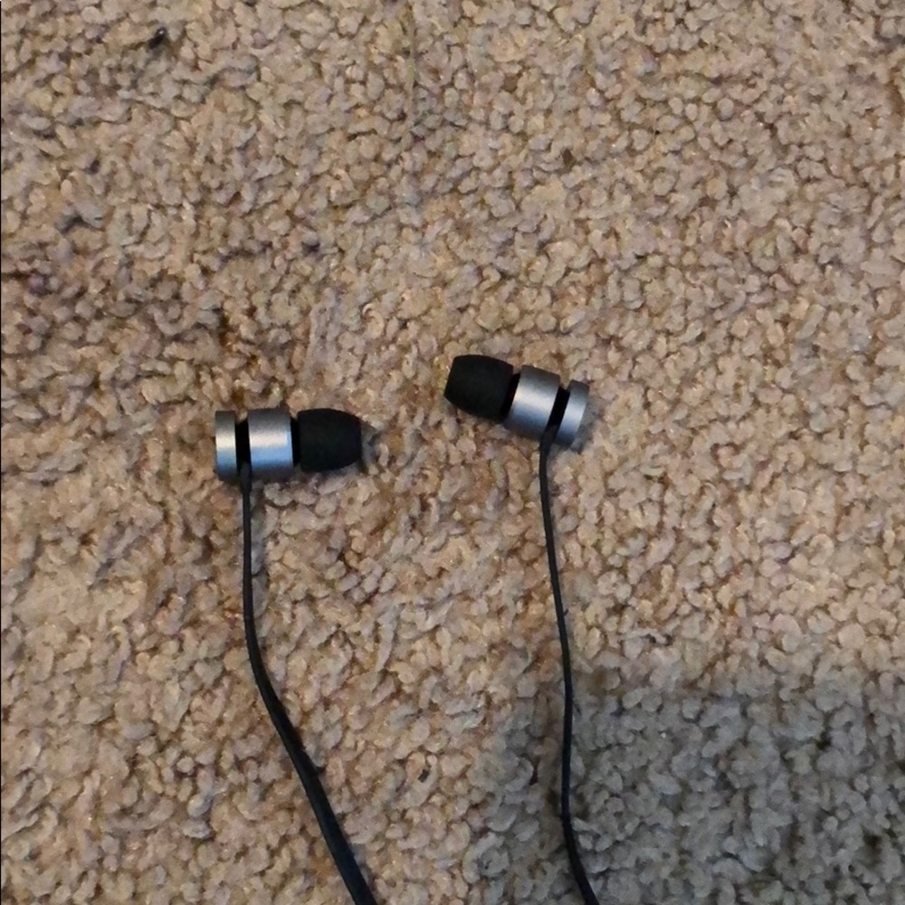 Monster UrBeats.